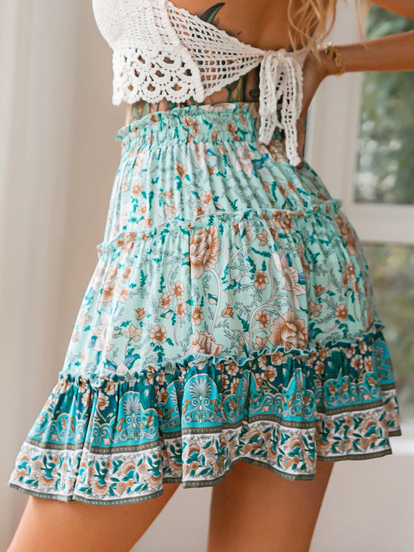 Floral Frill Trim: A Stylish Layered Skirt with Feminine Charm