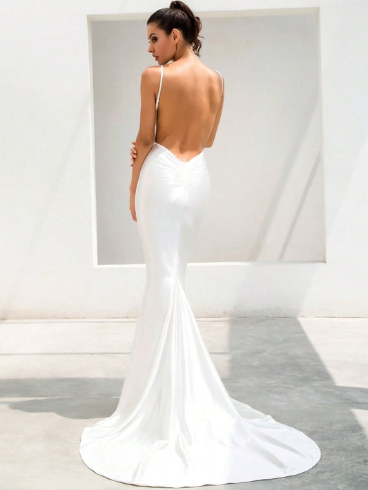Stunning Ruched Backless Floor-Length Wedding Dress for Sensational Style