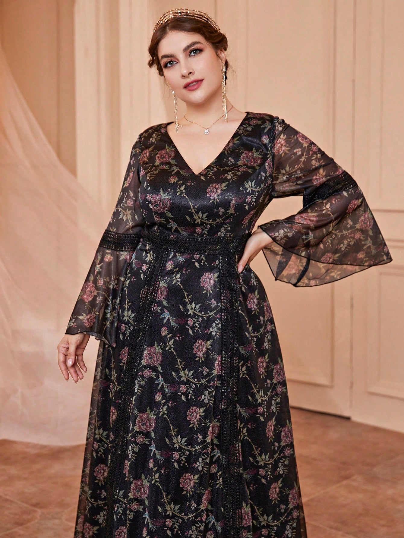 Simply Stunning: Plus Floral Print Flounce Sleeve Mesh Formal Dress