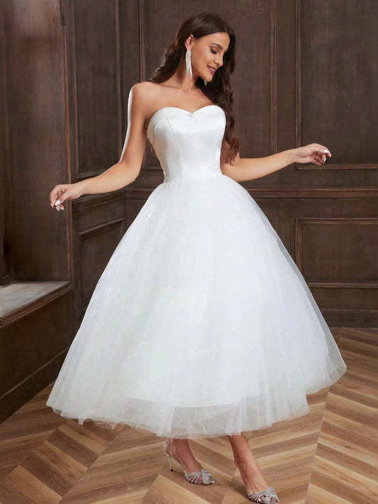 Elegant Allure: Solid Mesh Strapless Wedding Dress