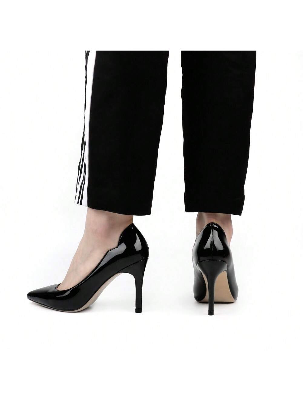 Elegant Ankle v-cut design 3.5 in High Stiletto Heel Pumps