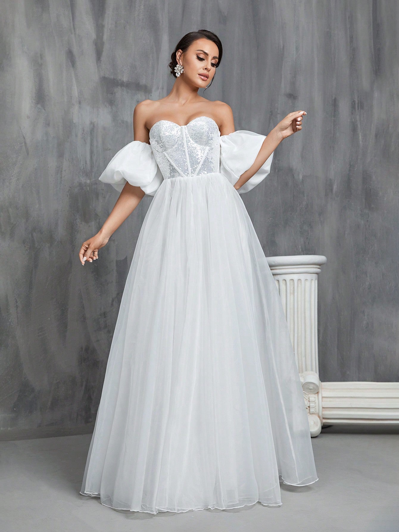Elegant Off-Shoulder Sequin Sweetheart Neckline Wedding Dress with Puff Sleeves