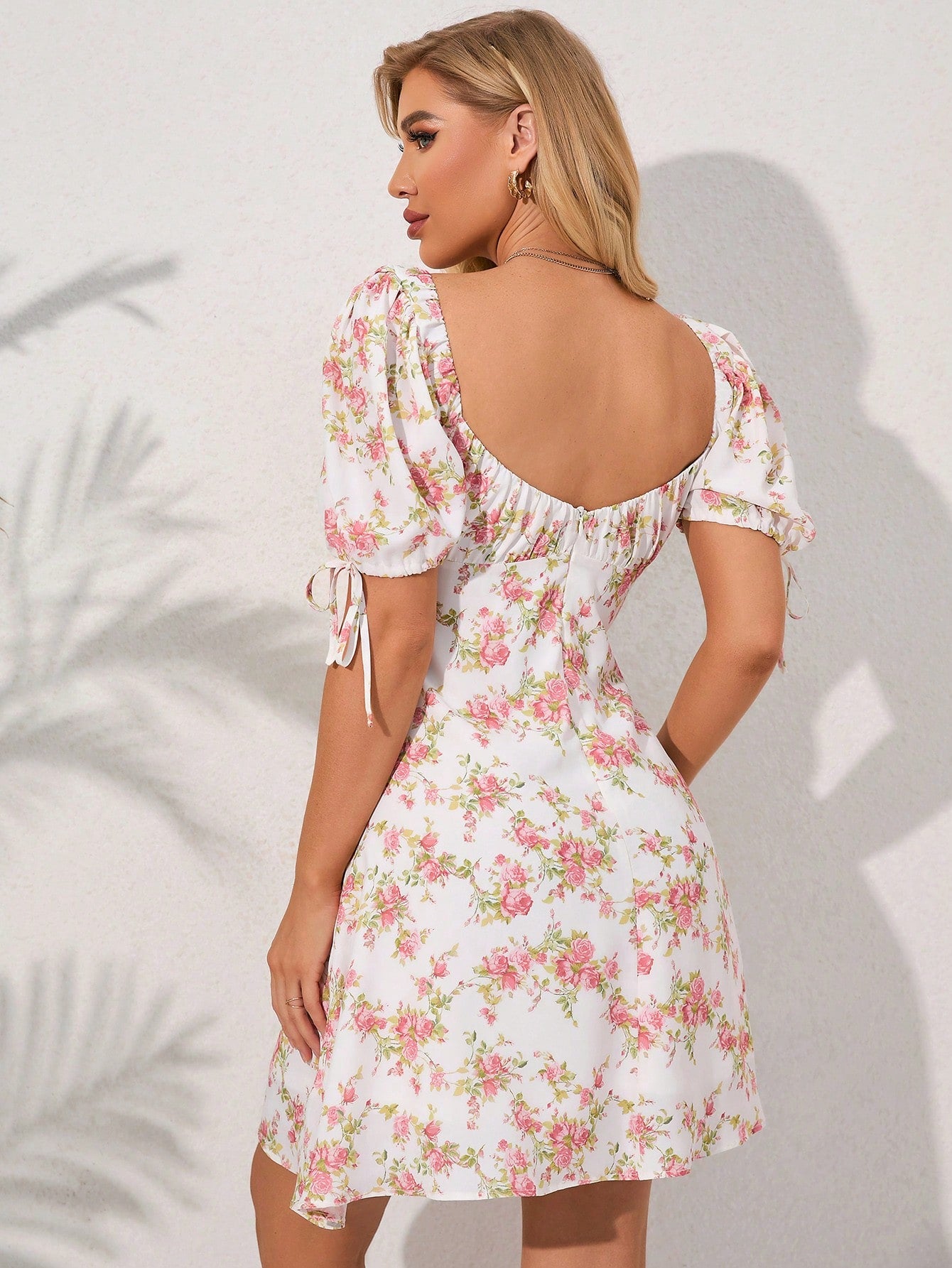 Blooming Beauties: Floral Print Knot-Front Puff Sleeve Short Dress