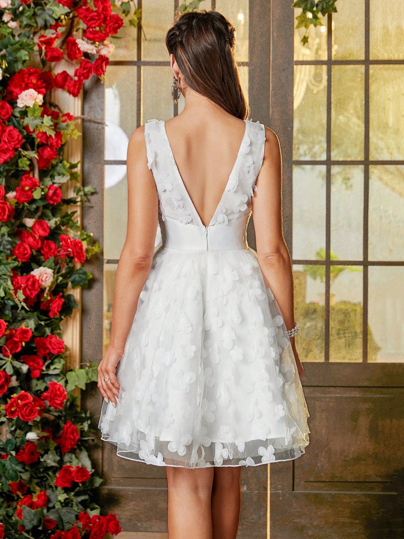 Stunning Floral Applique Mesh Knee Length Dress: Ideal for Weddings & Formal Events