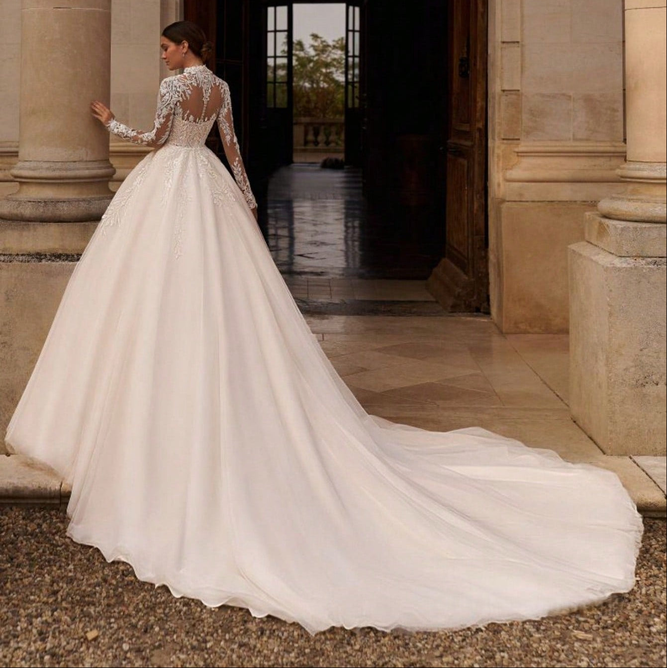 Luxurious Sweetheart Floral Lace Applique Long-Sleeve Wedding Train Ball Gown – Free Shipping