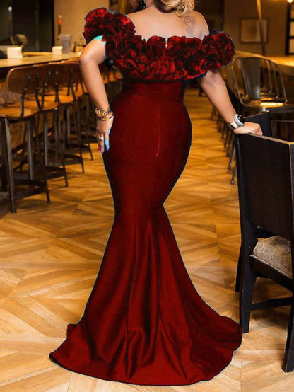 Red gown, back detail