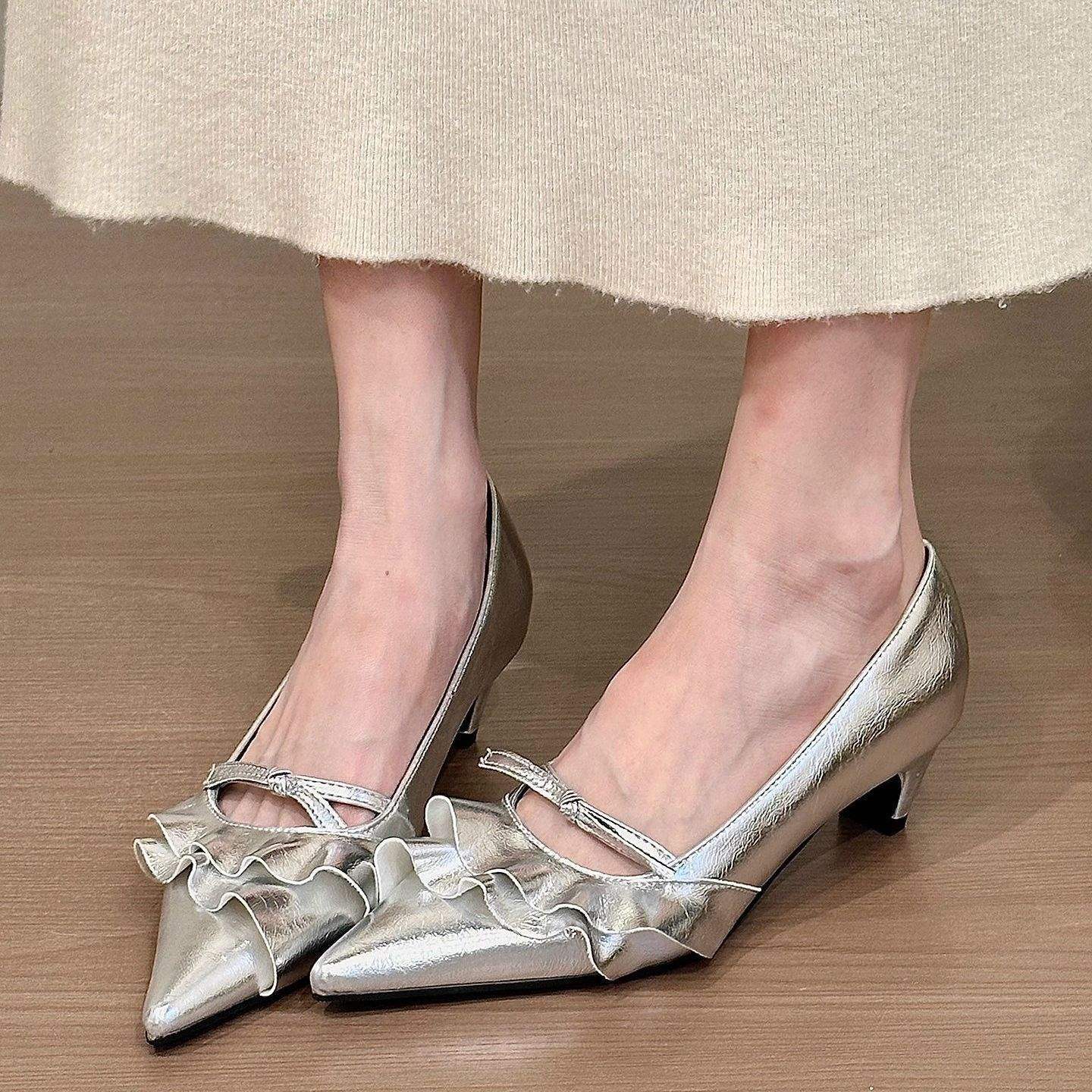 French-Style Kitten Heels with Ruffled Hem & Bow Tie - Free Shipping