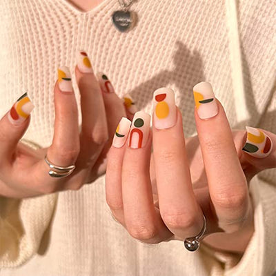 Elegant Square Press-On Nails with Stylish Design - Quick Manicure for All Occasions