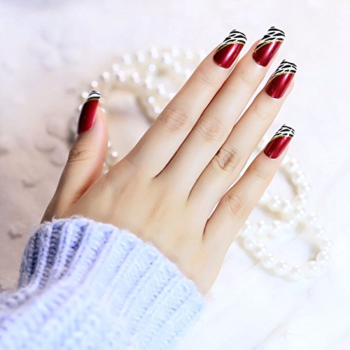 Fashionable Square Round Medium Length 24 Pcs Press-On Nail Kit with Stylish Patterns