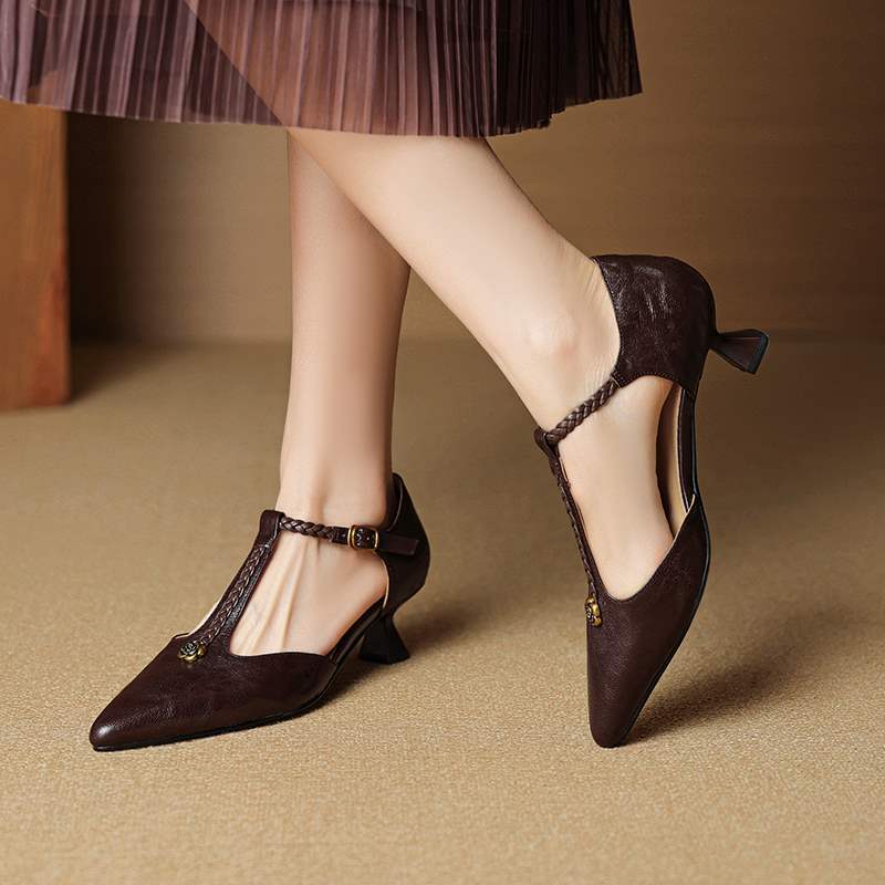 French Retro Camellia-Embellished Leather Kitten Heels - Free Shipping