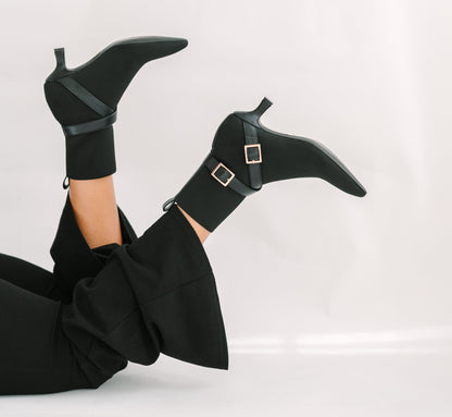 Alma Booties Black - Free Shipping