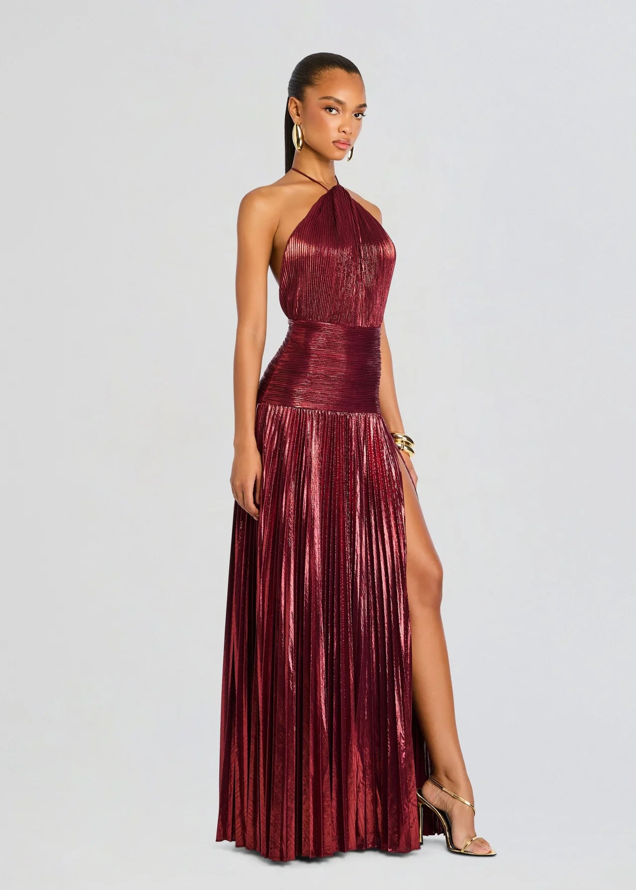 Stunning Metallic Pleated Halter Neck Open Back Side Slit A-Line Maxi Dress - Free Shipping