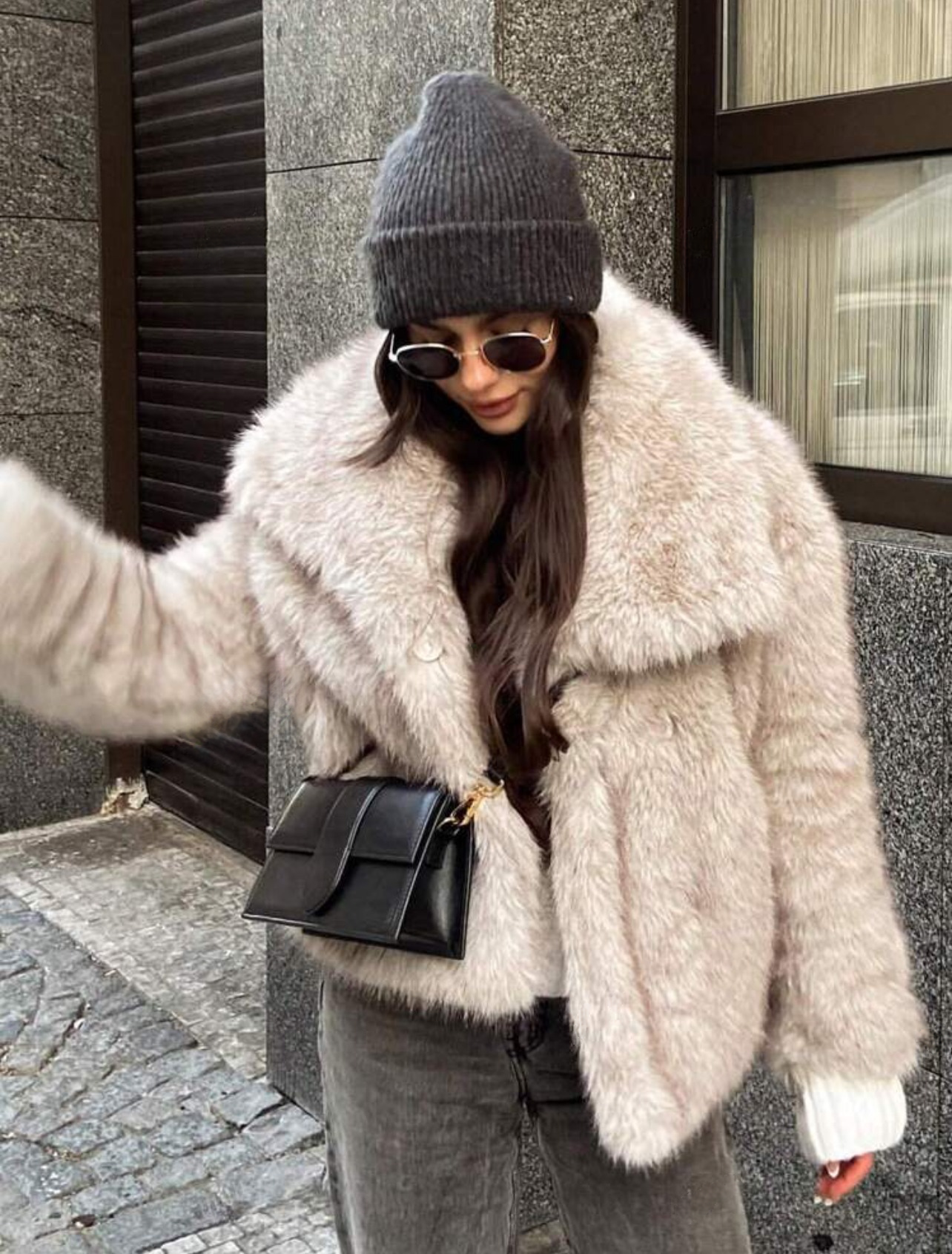 Elegant Women's Oversized Faux Fur Jacket-Free Shipping