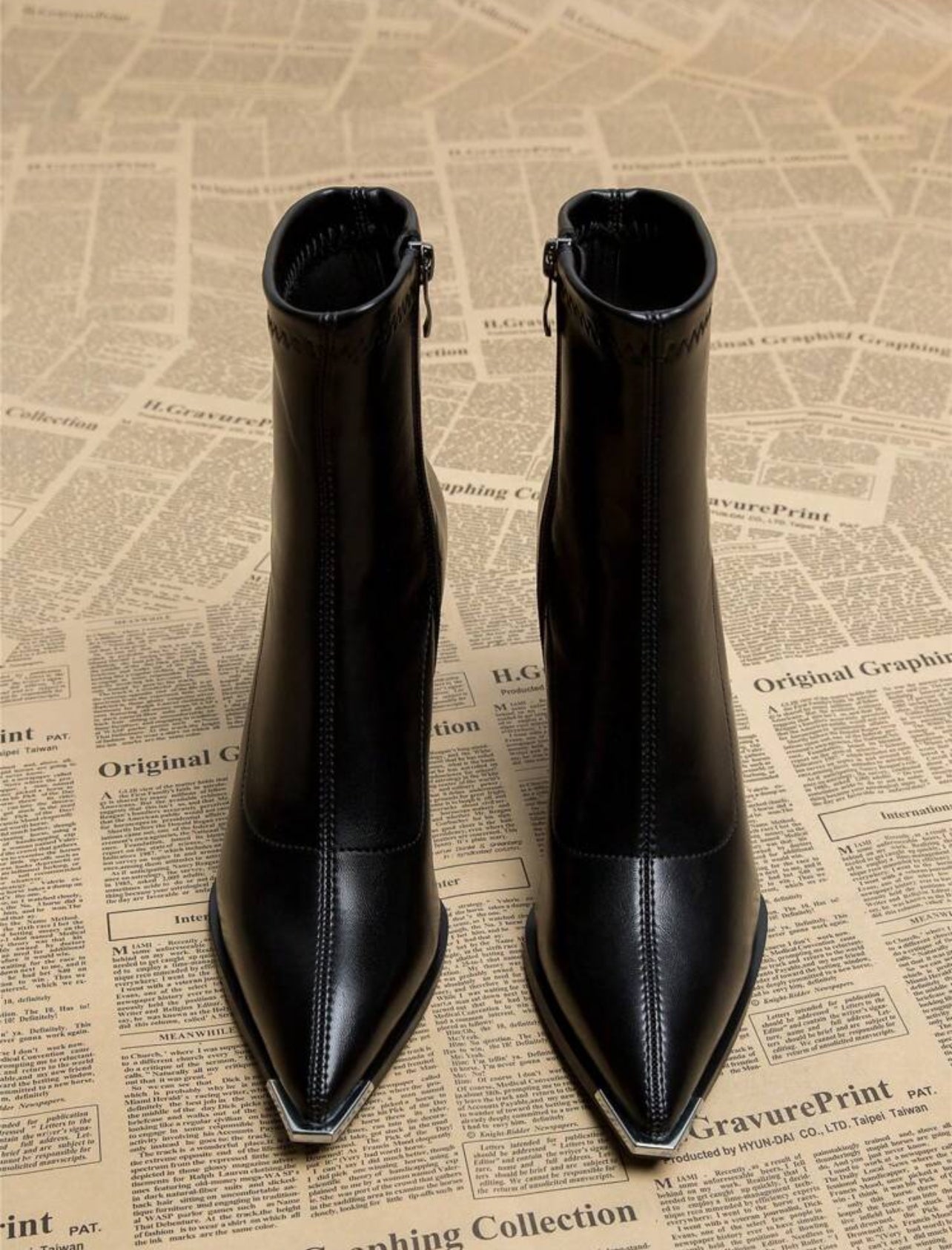 Chic Fashionable Women's Boots, Versatile Thick Heel Pointed Toe Ankle Boots-Free Shipping