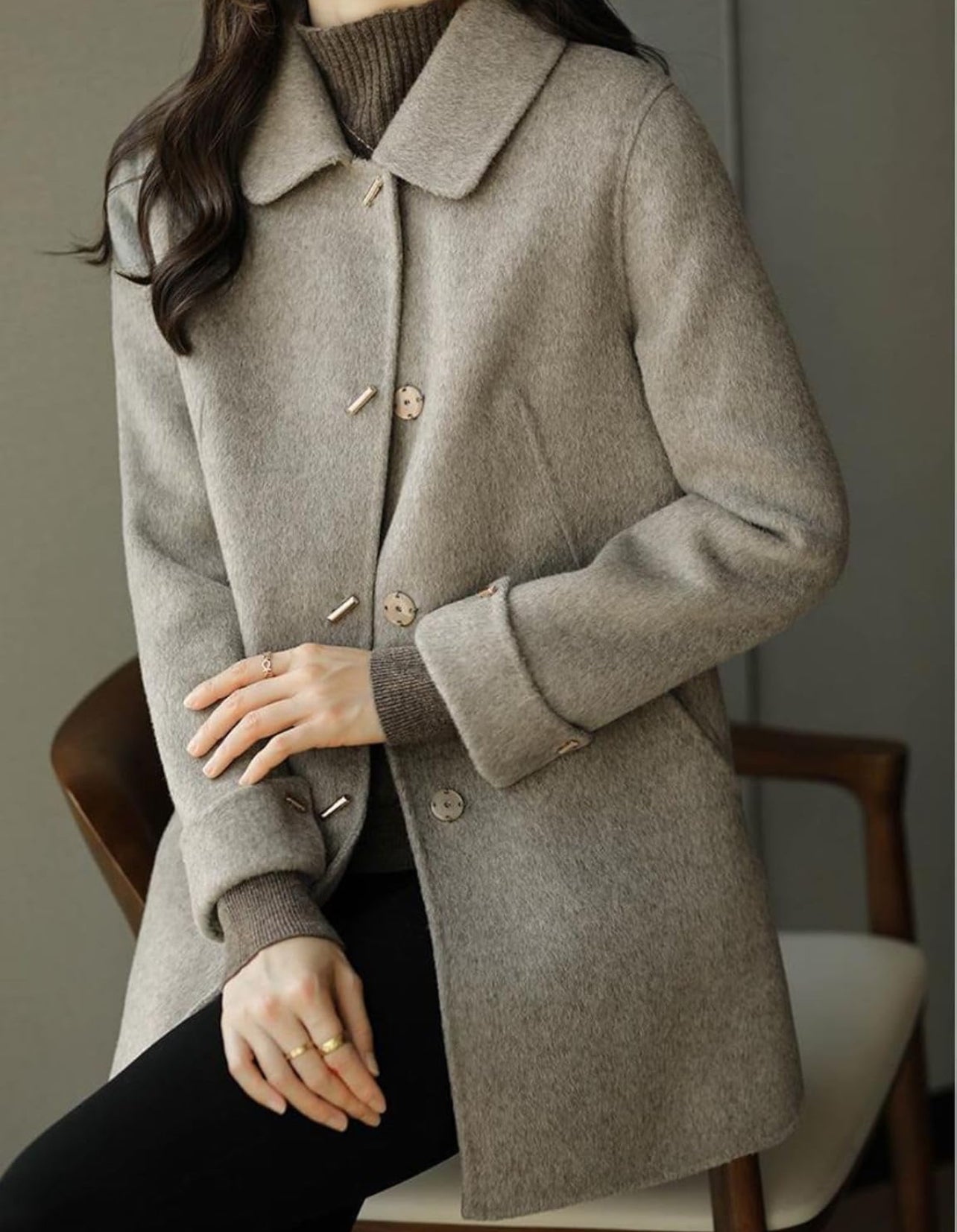 Sophisticated Woolen Coat Single Breasted Wide-Waisted Cut with Pockets - Free Shipping