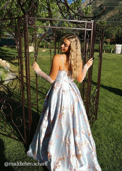 Stunning Arabella Dress Sizes 00-34 - Free Shipping