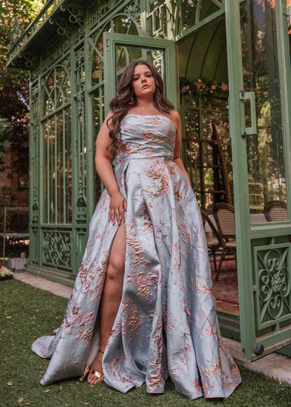 Stunning Arabella Dress Sizes 00-34 - Free Shipping