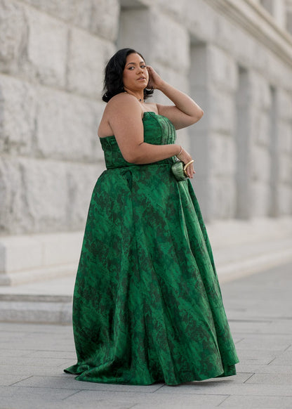 Sophisticated Rayne Dress Sizes 00-34 - Free Shipping