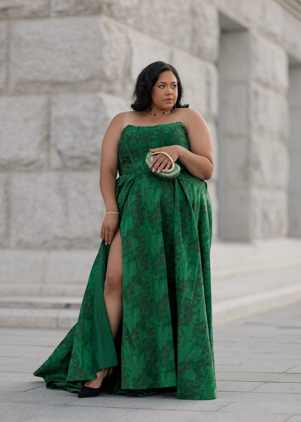 Sophisticated Rayne Dress Sizes 00-34 - Free Shipping