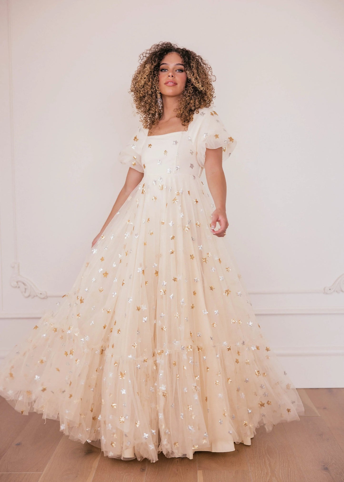 Wendy Dress Cream Star Sizes XXS-6XL - Free Shipping