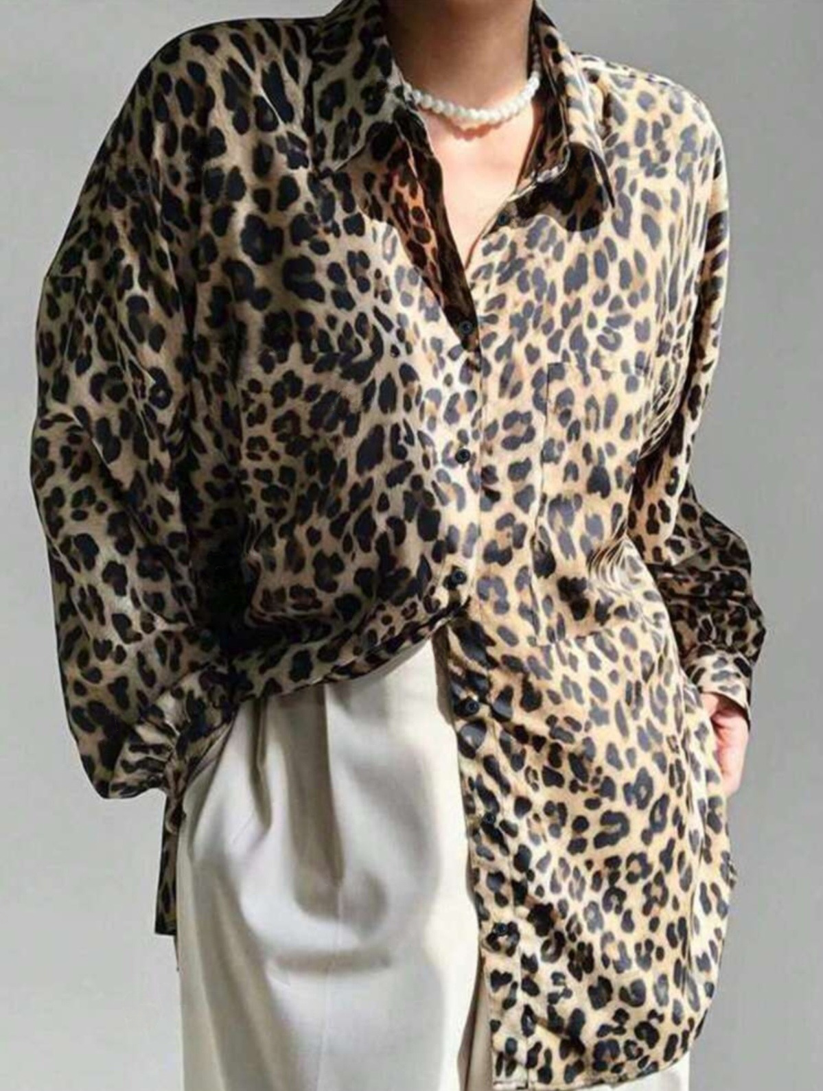 Chic Leopard Print Button Down Long Sleeve Collared Blouse Patch Pockets-Free Shipping