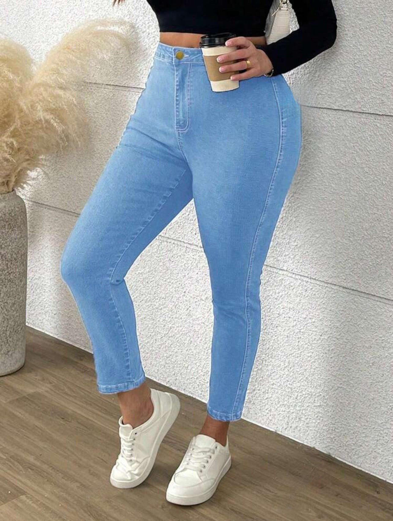 Chic and Comfortable Plus Size Blue Denim Skinny Jeans-Free Shipping