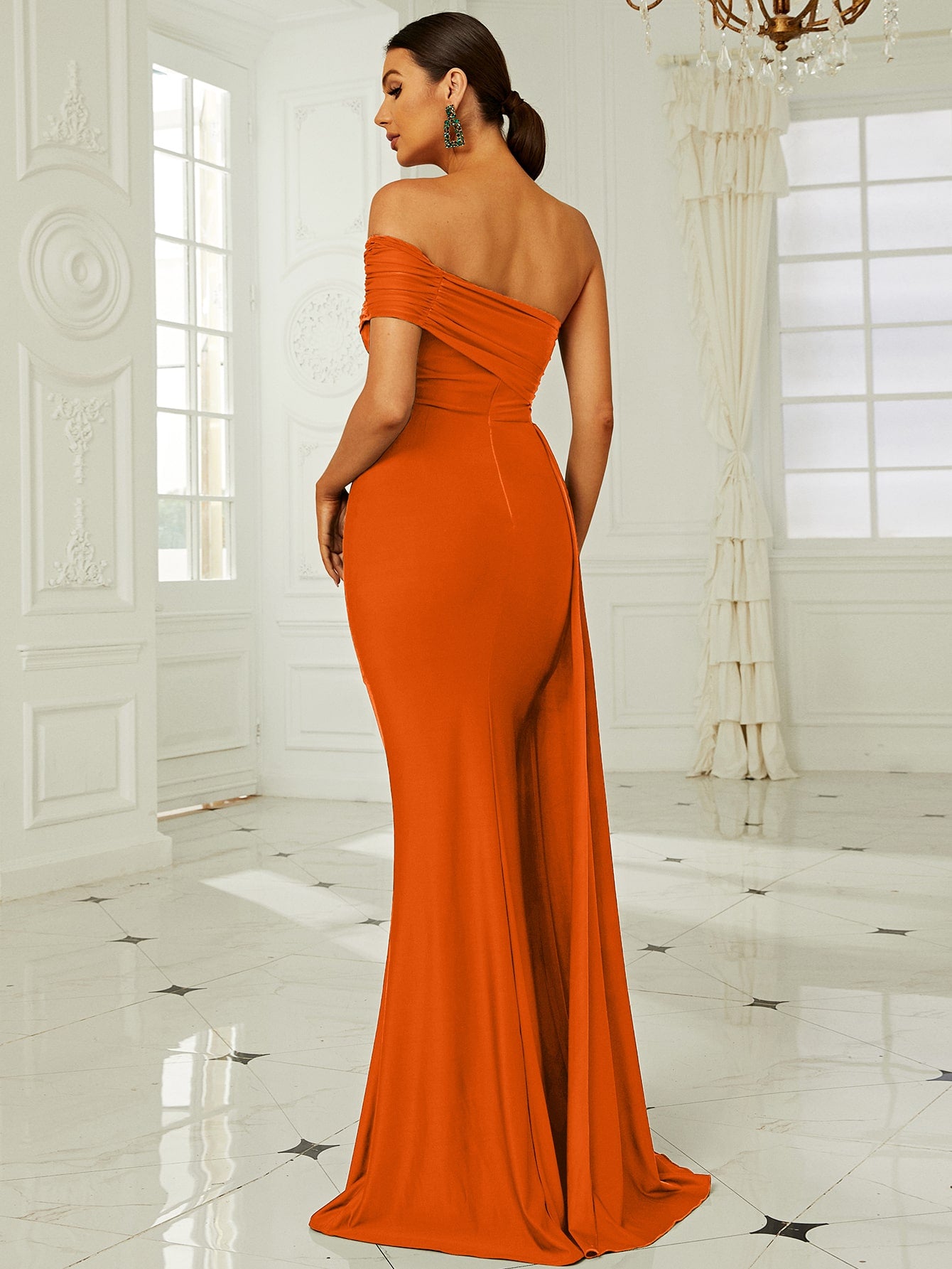 Timeless Elegance: One-Shoulder Side Draped Formal Dress