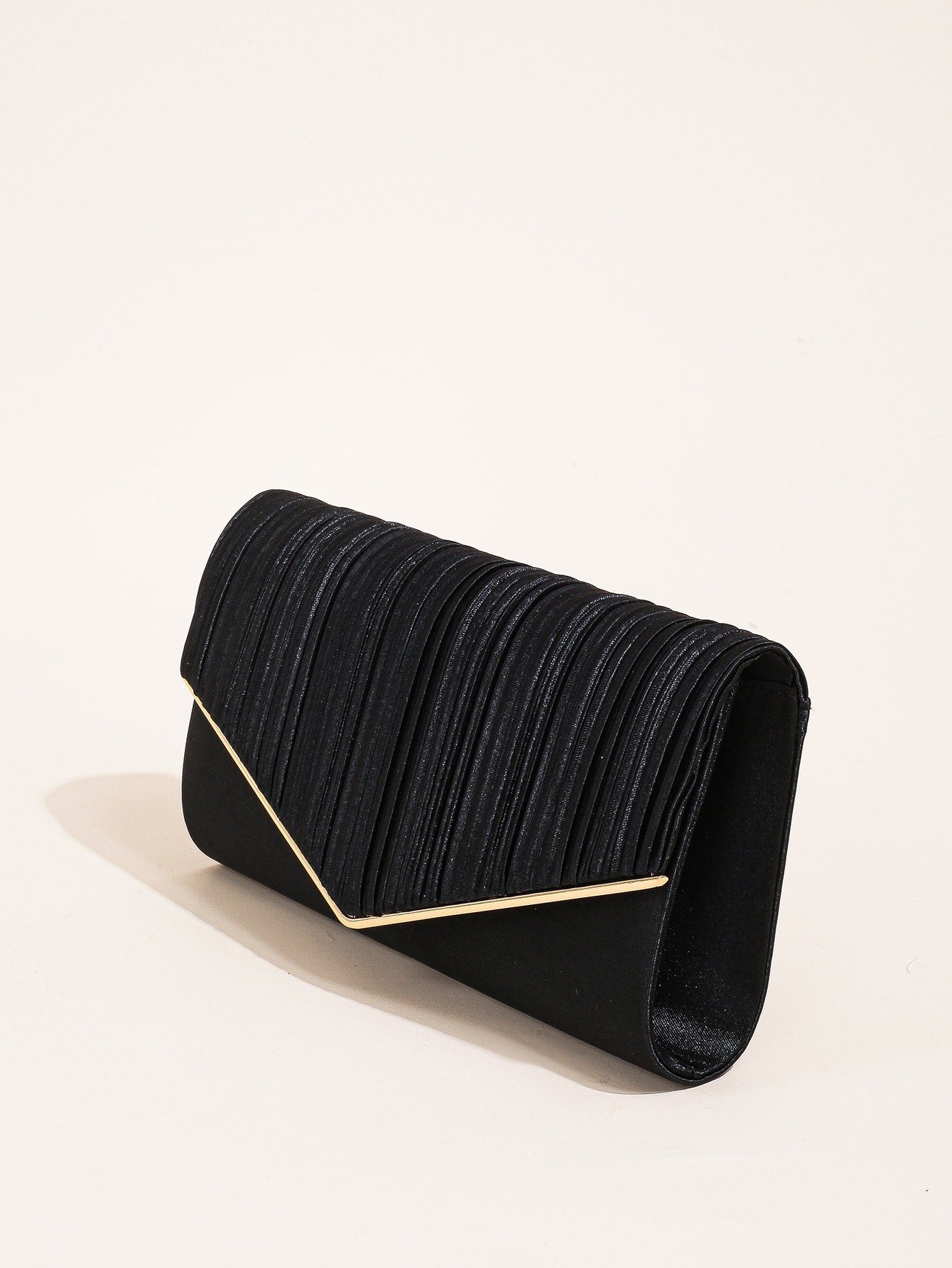 Sparkling Elegance: Glitter Bling Shiny Pleated Evening Bag - Perfect Clutch for any Occasion.