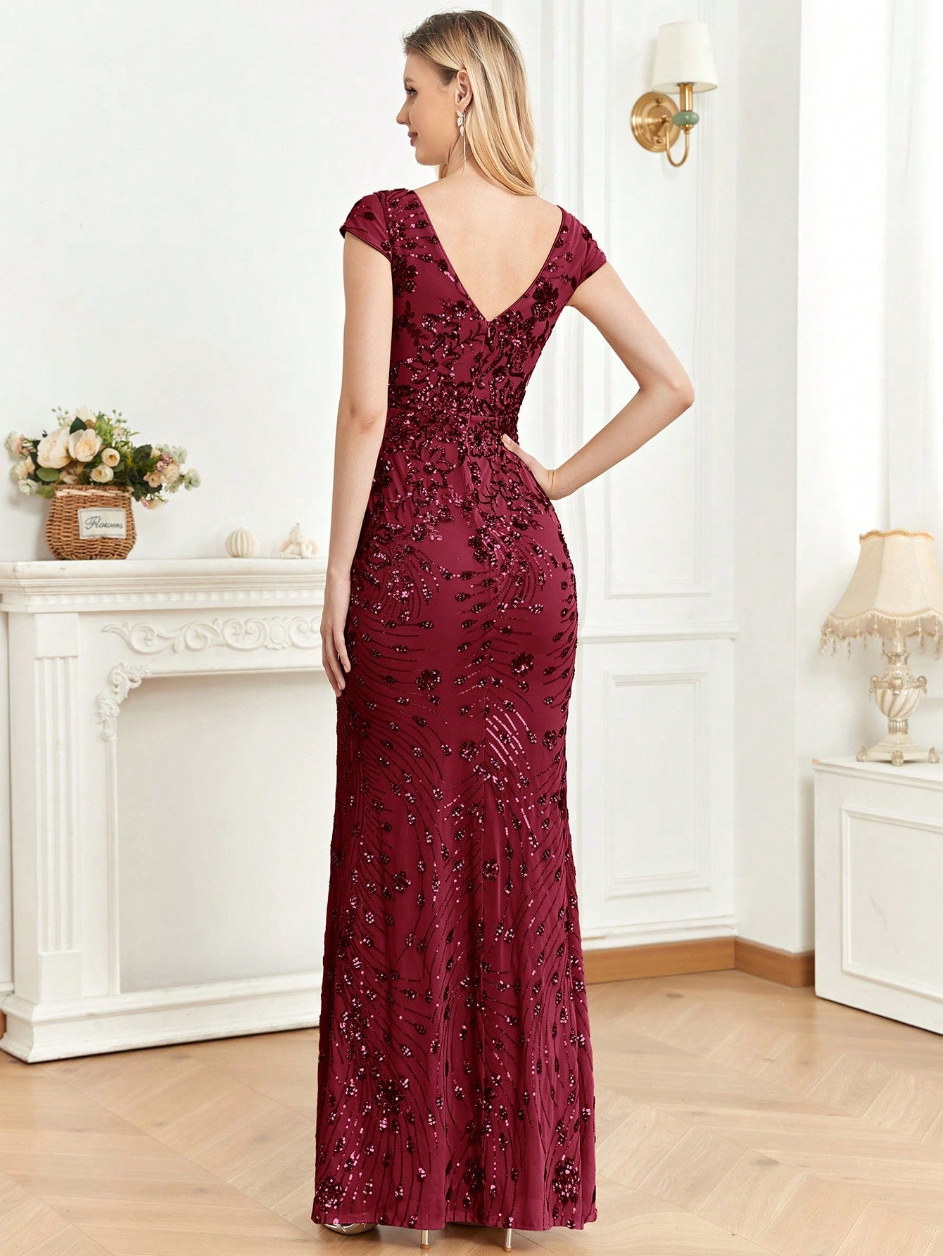 Luxurious Sequined Mermaid Dress for Gala and Formal Celebrations