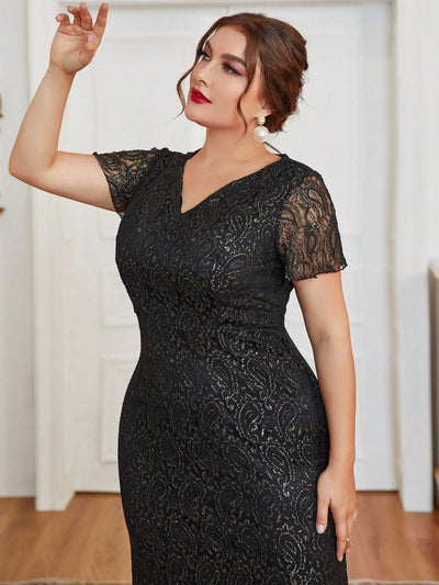 Plus Size V-Neck Lace Maxi Dress - Sophisticated Style