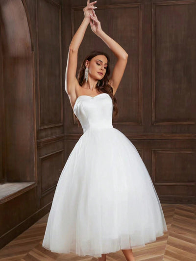 Elegant Allure: Solid Mesh Strapless Wedding Dress