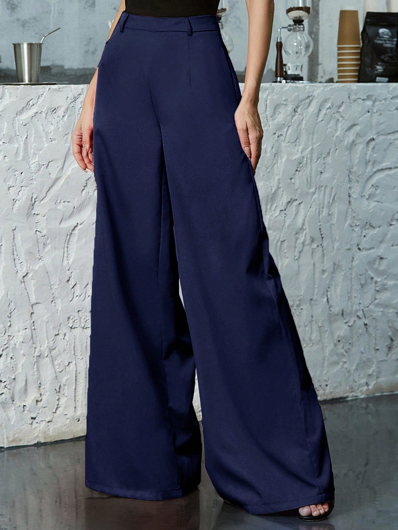 Wide Leg Pants Pocket Side: Fashionable and Functional Comfort for Every Occasion