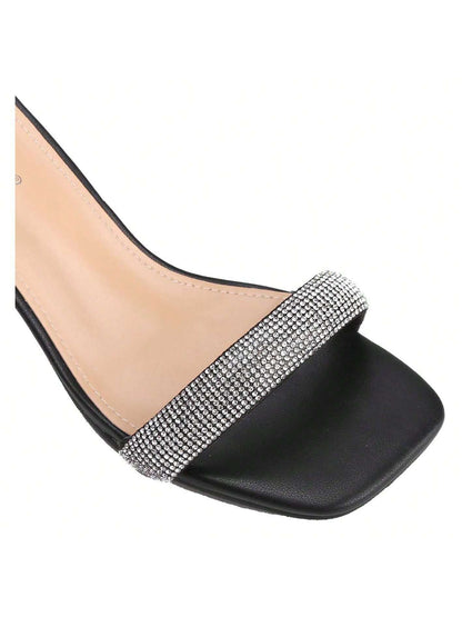 "Chic Chunky Heels with Ankle Strap - Perfect for Any Occasion"