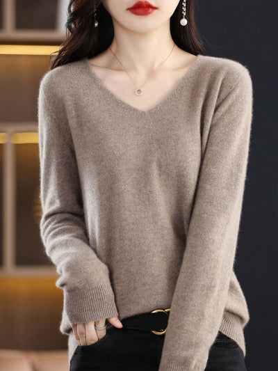 Premium 100% Merino Wool V-Neck Sweater: Seamless Comfort and Style