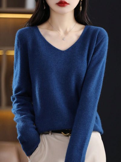 Premium 100% Merino Wool V-Neck Sweater: Seamless Comfort and Style