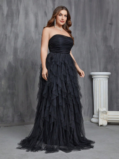 Plus Size Strapless Tulle Dress - Romantic Elegance Evening Gown