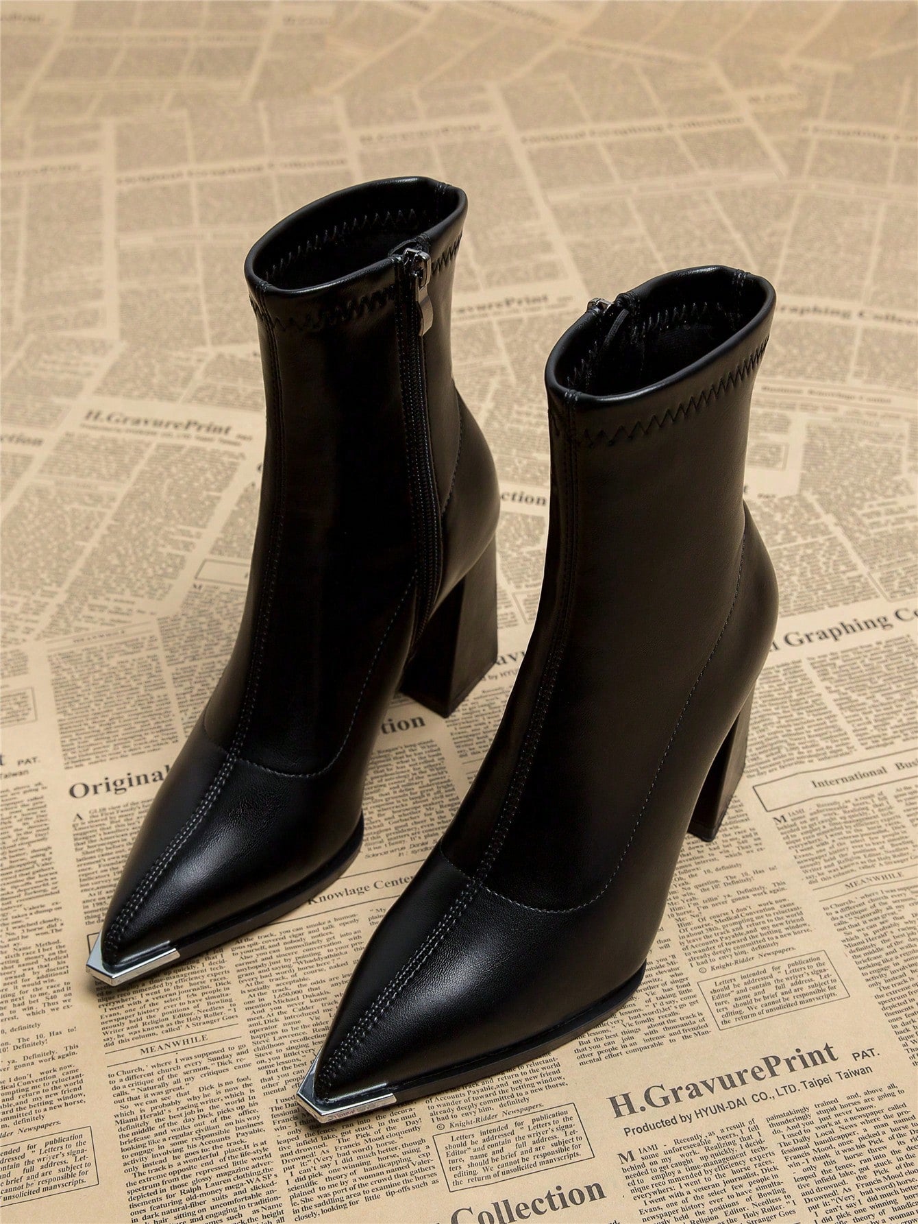 Fashionable Women's Boots, Versatile Thick Heel Pointed Toe Ankle Boots