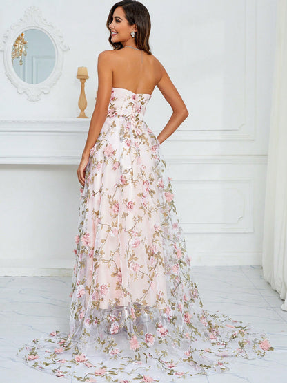 Exquisite Elegance: Women's 3D Flower Embroidery Strapless Train Length Dress