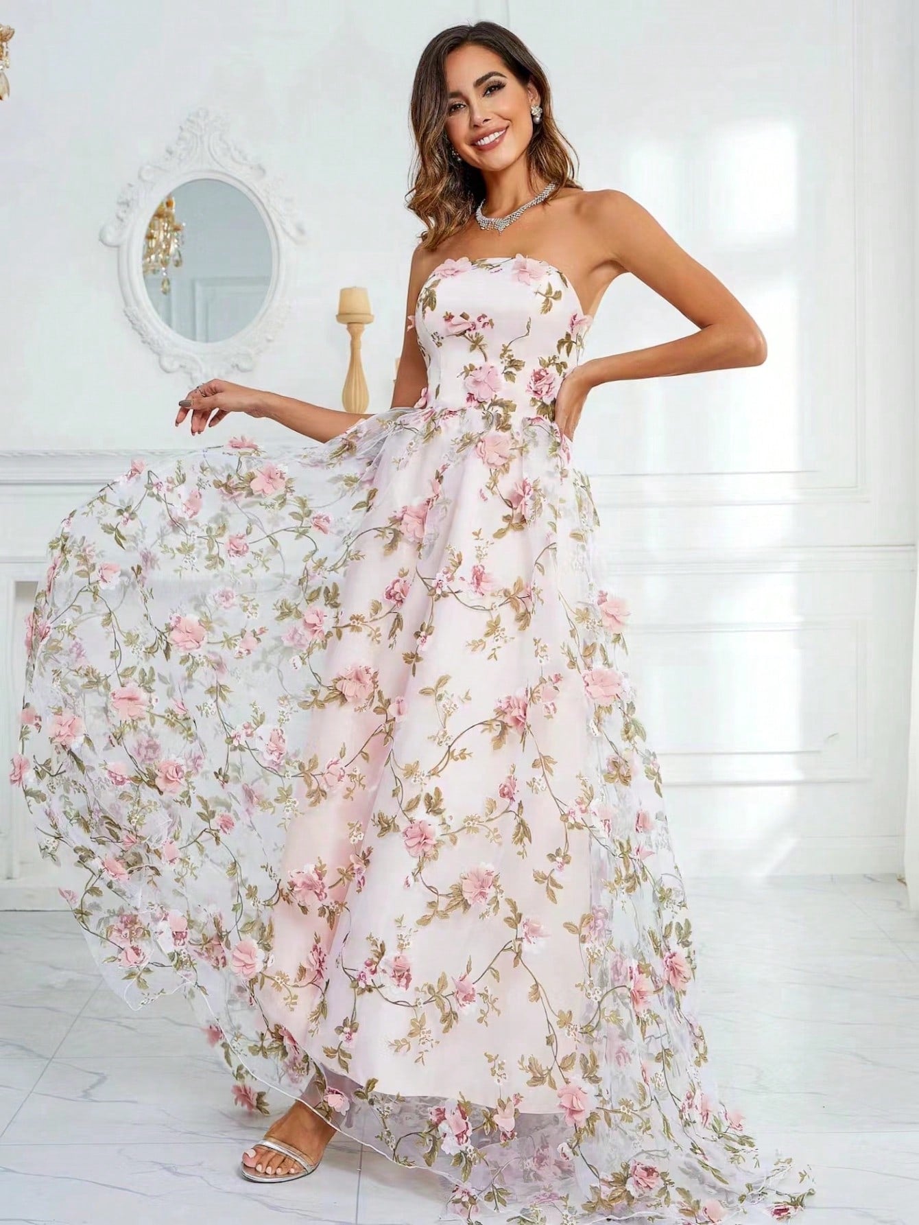 Exquisite Elegance: Women's 3D Flower Embroidery Strapless Train Length Dress