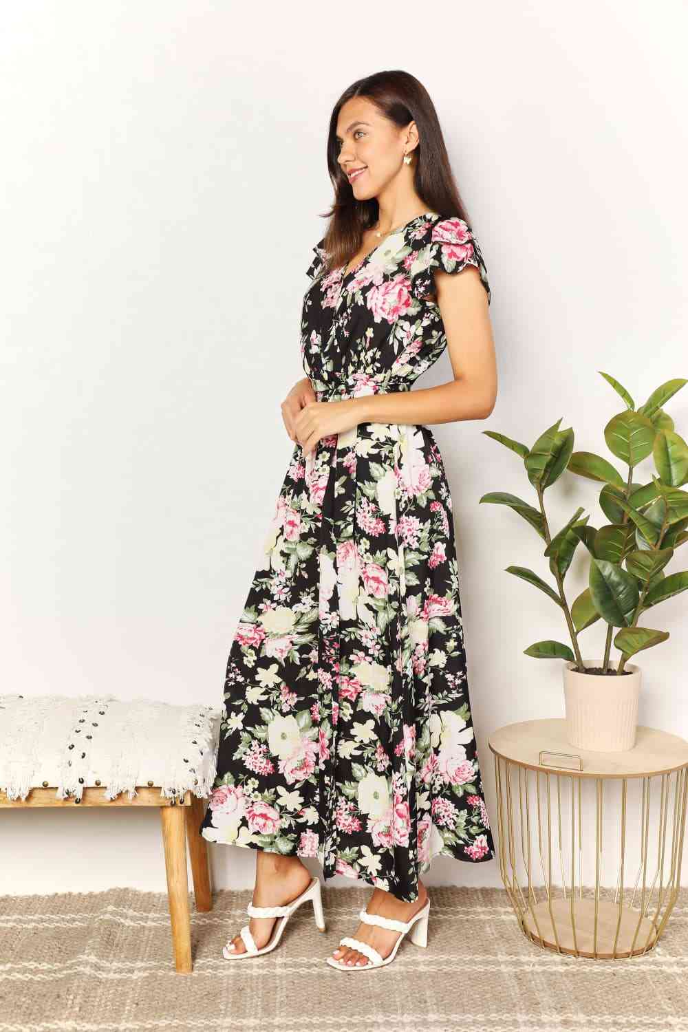 Elegant Floral Split Dress with Flutter Sleeves and Tie Waist - Versatile Style